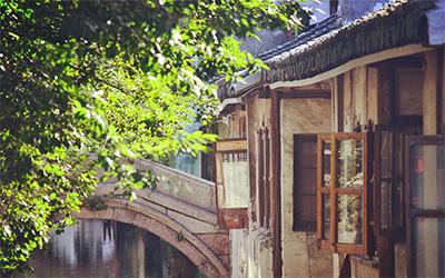 逃离违建房屋4